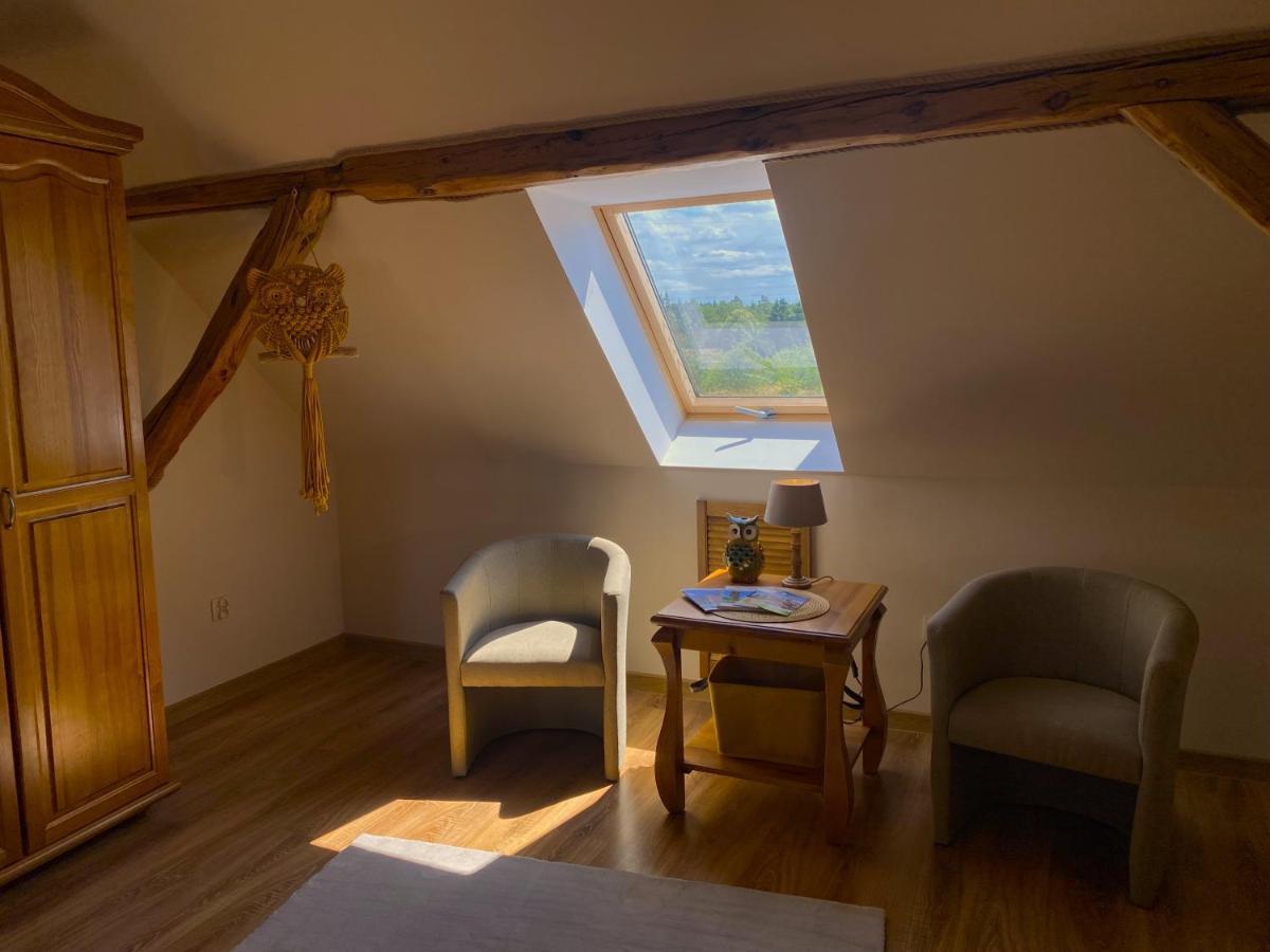 Aparthotel Kamien I Sowa à Lipinki Łużyckie Extérieur photo