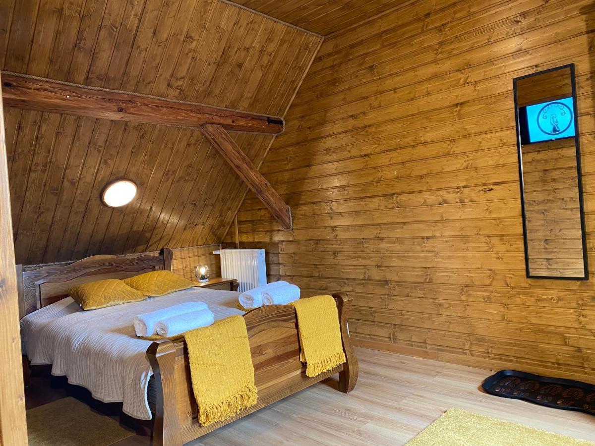 Aparthotel Kamien I Sowa à Lipinki Łużyckie Extérieur photo