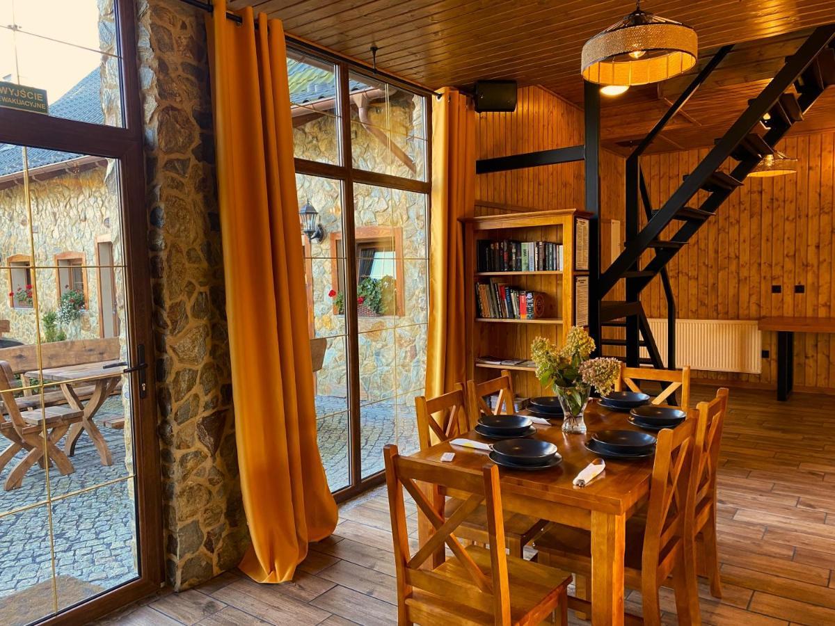 Aparthotel Kamien I Sowa à Lipinki Łużyckie Extérieur photo