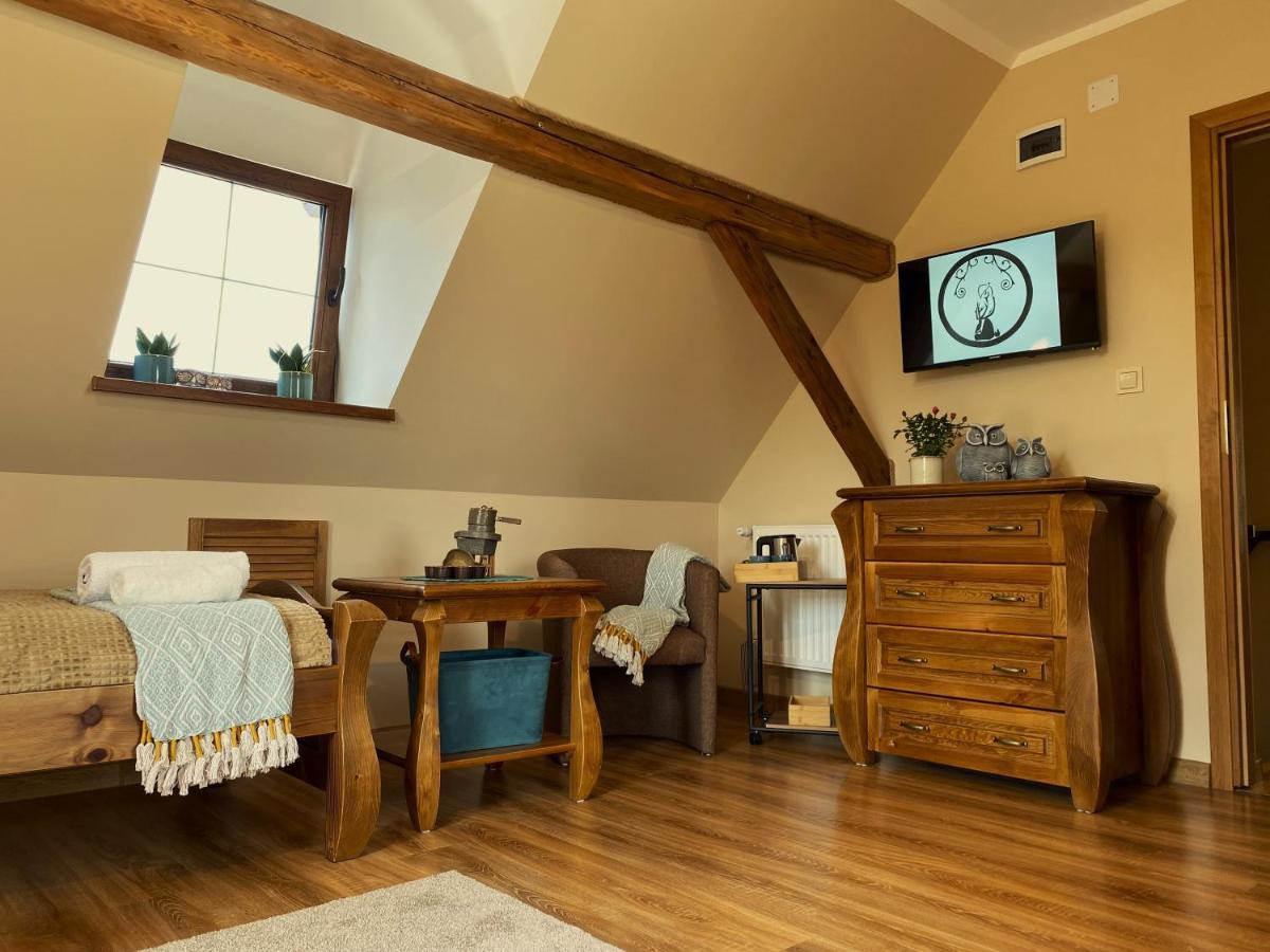 Aparthotel Kamien I Sowa à Lipinki Łużyckie Extérieur photo